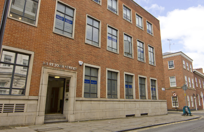 A picture of the front of our Clinic